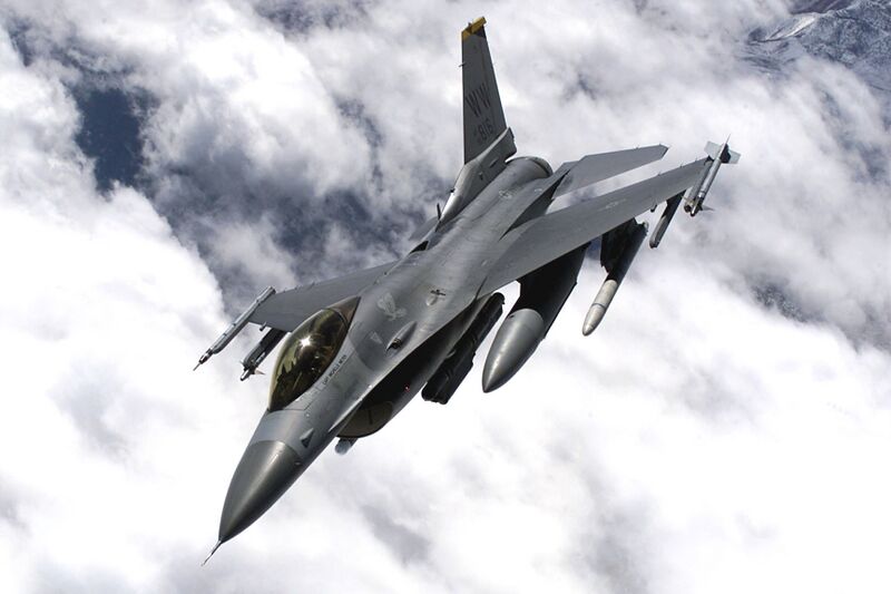 Файл:General Dynamic F-16 USAF.jpg