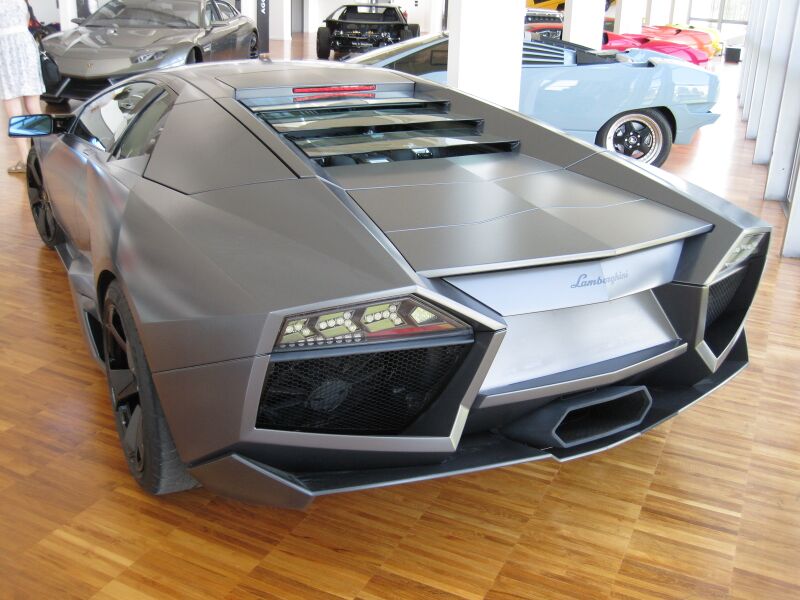 Файл:Musée Lamborghini 0116.JPG
