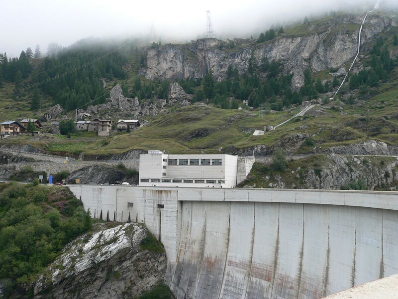 Файл:Barrage de Tignes France 2.JPG