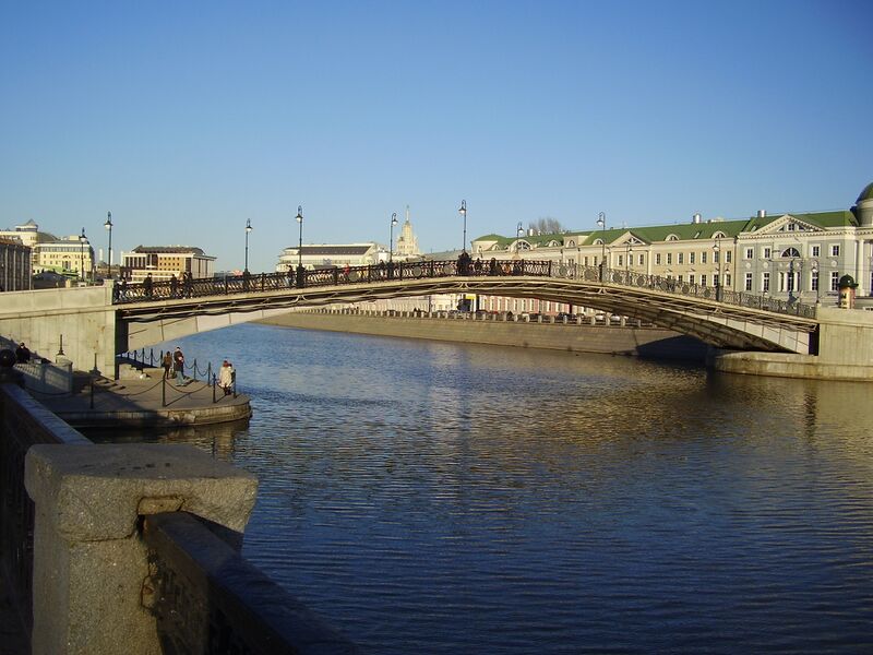 Файл:Luzhkov Bridge.JPG