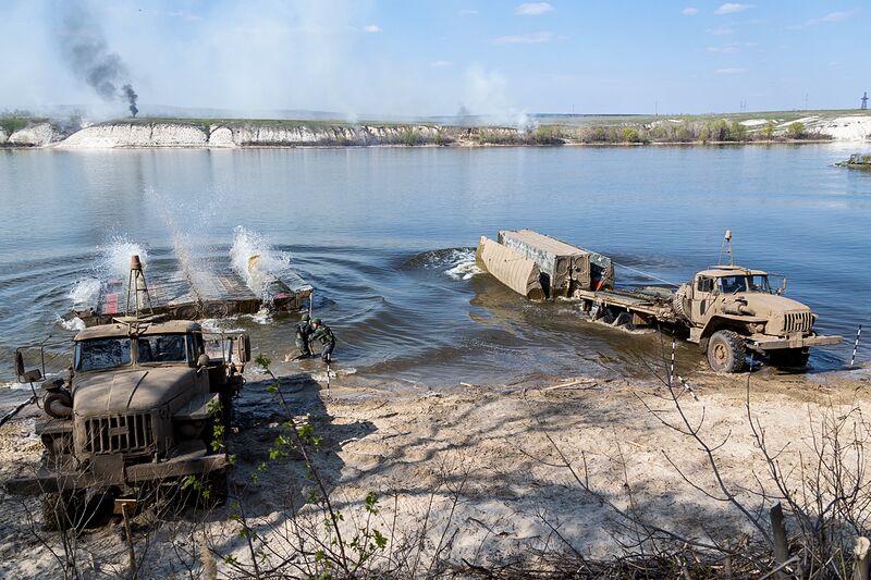 Файл:MotorizedRifleExercise2019-03.jpg