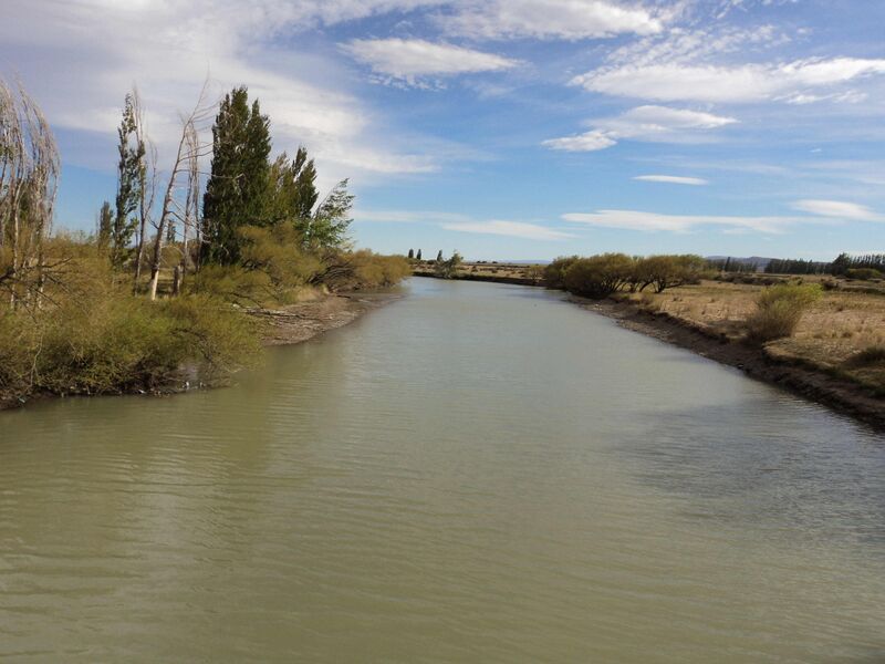 Файл:Río Senguer.JPG