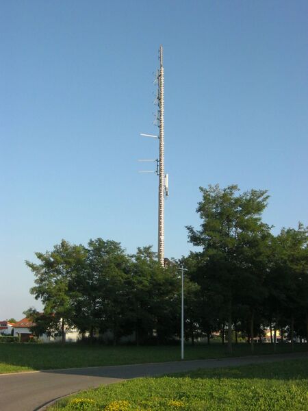 Файл:Sender Moetzingen 21082013 2.JPG