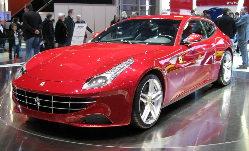 Файл:Ferrari FF Autosalon Genf 1.JPG
