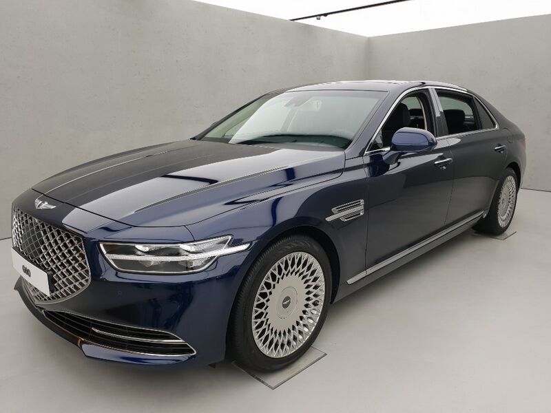 Файл:GENESIS G90 Front-Side.jpg
