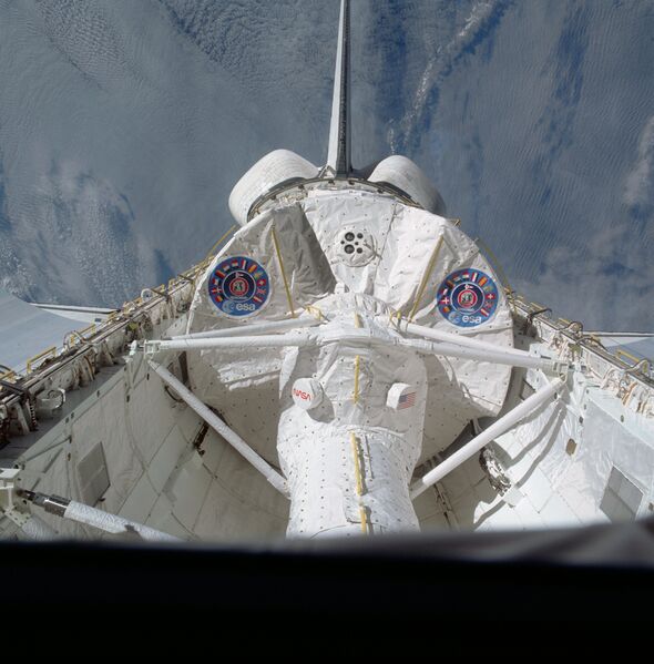 Файл:STS-9 Spacelab 1.jpg
