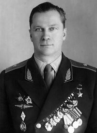 Генерал-майор авиации А. И. Гусев