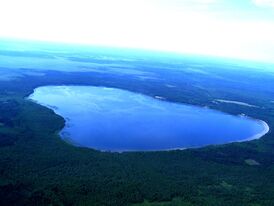 Вид на Белое озеро с высоты полёта