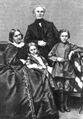 Со второй женой Е. И. Кубе и детьми