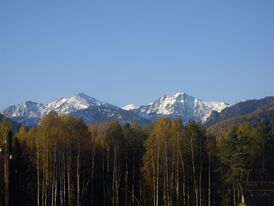 Вид на Хамар-Дабан