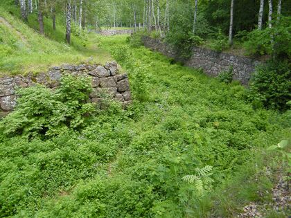 Остатки укреплений в ЦПКиО на Батарейной горе