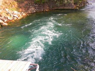 Выход воды родника Красный Ключ из под МГЭС