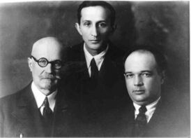 В. Н. Верховский, Я. Л. Гольдфарб и Л. М. Сморгонский (ок. 1939 г.)