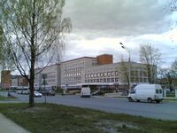Здания Детской областной больницы (слева) и Детской областной поликлиники (справа) в Пскове