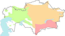Примерные территории кочевых жузов в начале XX века. Старший жуз (обозначен розовым цветом), Средний жуз (оранжевым), Младший жуз (зелёным)[1].