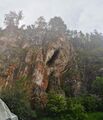 Скала «Ике-таш» (пещера в западной половине скалы)