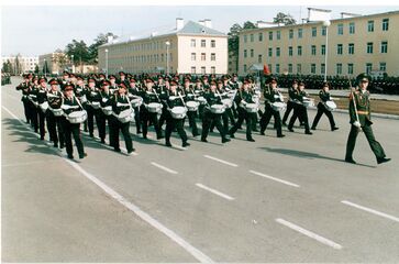 Коробка барабанщиков 3-й роты суворовцев на репетиции 28 апреля 2006 года