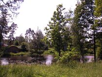 Кузница и ротонда в парке Приютино