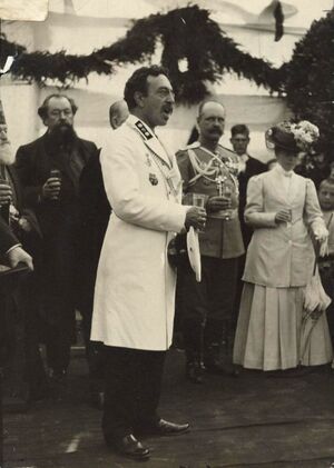 Городской голова Николай Иванович Гучков произносит речь перед закладкой на Миусской площади народного университета имени Шанявского, 24 июля 1911 года