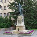 Пам'ятник В.Н. Каразіну, засновнику Харківського університету.jpg