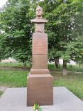 Памятник маршалу Жукову в микрорайоне Заводской