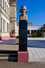 Памятник в Тирасполе (Молдавия)