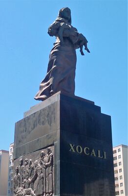 Памятник жертвам Ходжалинской резни в Баку