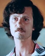В роли художника Бананито в телефильме «Волшебный голос Джельсомино» (1977)