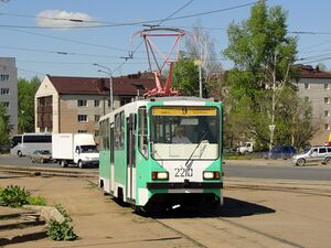 Трамвайный вагон 71-402 в Казани