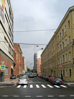 Улица Смолячкова, вид от Выборгской набережной