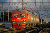 ЭР2Т-7161 в корпоративной окраске ОАО «РЖД» на линии Лигово - Броневая