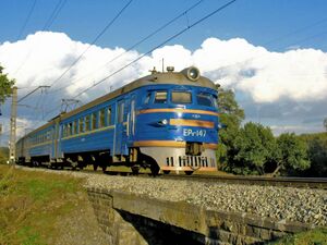 ЭР1-147 в синей ливрее УЗ, 2006г. на перегоне Встречный - Днепропетровск-Южный