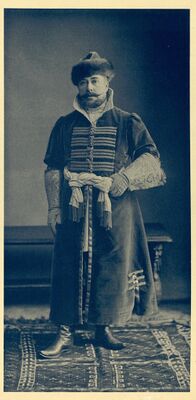 фон Кнорринг в костюме боярина XVII века на балу в 1903 году