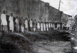 Публичная казнь осужденных мятежников, март 1915