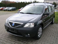 2007 Dacia Logan MCV.JPG