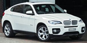 2008-2010 BMW X6 (E71) xDrive35d wagon (2011-11-04).jpg