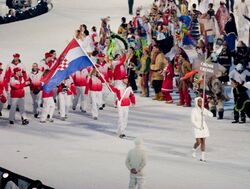 На церемонии открытия Олимпийских играх в Ванкувере Яков нес знамя сборной Хорватии.