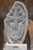 Хачкар 996 года c мыса Норатус; в настоящее время хранится в Эчмиадзинском монастыре