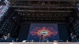 Выступление Godsmack в Rock im Park в 2019 году. Слева направо: Робби Меррилл, Салли Эрна, Шеннон Ларкин и Тони Ромбола.