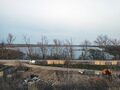 Вид с платформы на запад на озеро Павленское