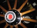 Деревянное колесо автомобиля Паккард начала 20-го века