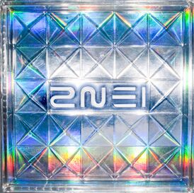 Обложка альбома 2NE1 «2NE1» (2009)