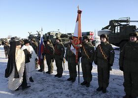 Торжественная постановка ЗРК С-400 на боевое дежурство