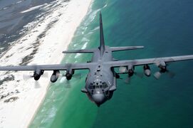 AC-130H над побережьем Флориды