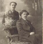 С Гусейном Мирзаджмаловым в Тифлисе в 1899