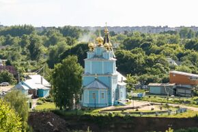 Вид на Казанскую церковь с Зимёнковского холма