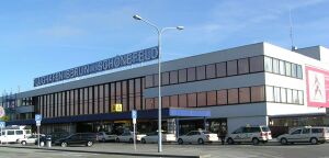 Airport Berlin Schoenefeld Building.jpg