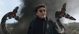 Альфред Молина в роли Отто Октавиуса / Доктора Осьминога в фильме «Человек-паук: Нет пути домой» (2021).