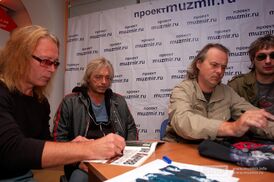 Автограф-сессия в Сыктывкаре (2007 год). Л-П: Романов, Кинчев, Самойлов, Лёвин
