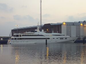 Alwaeli Megayacht.jpg